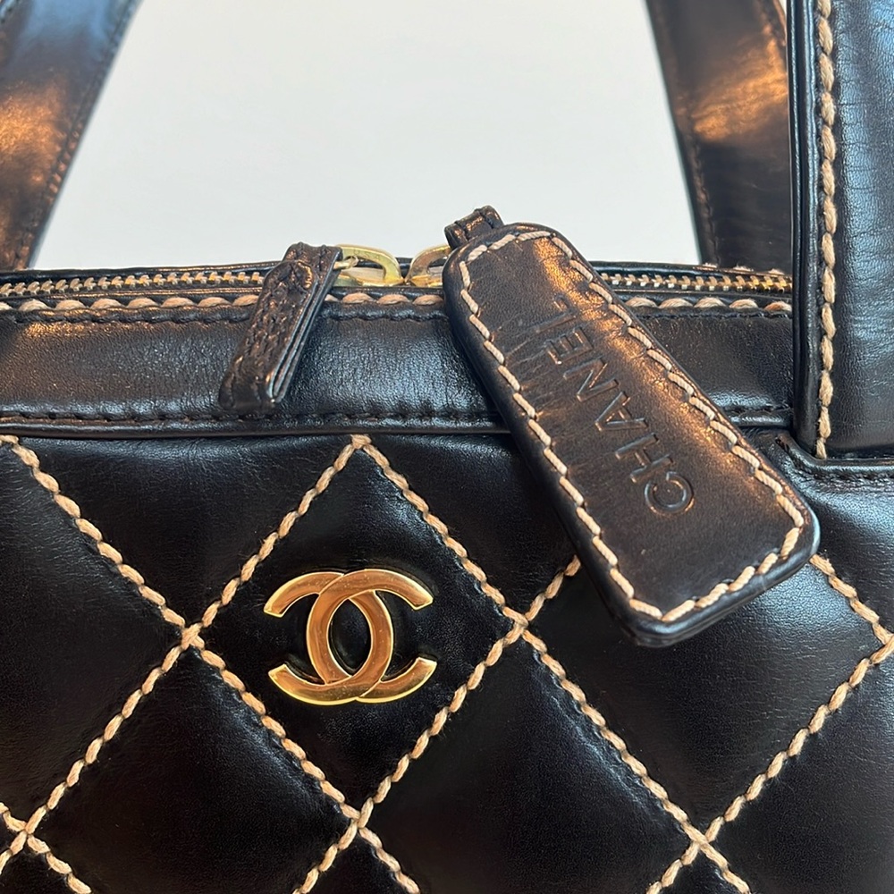 Chanel Black Leather Cream Wild Stitch Handbag - Picture 14 of 17